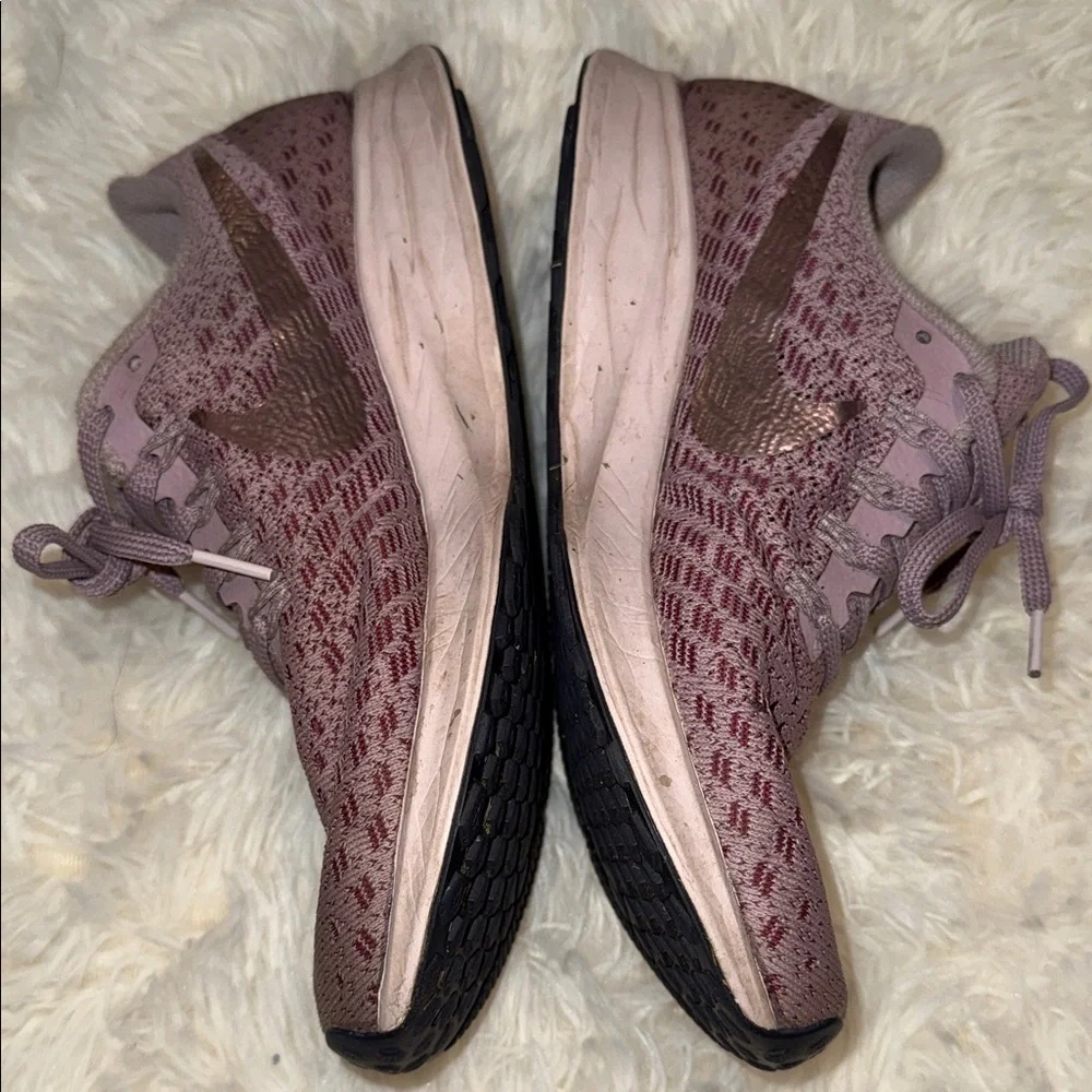 Nike Air Zoom Pegasus 33 Pink Athletic Shoes - women’s size 8
